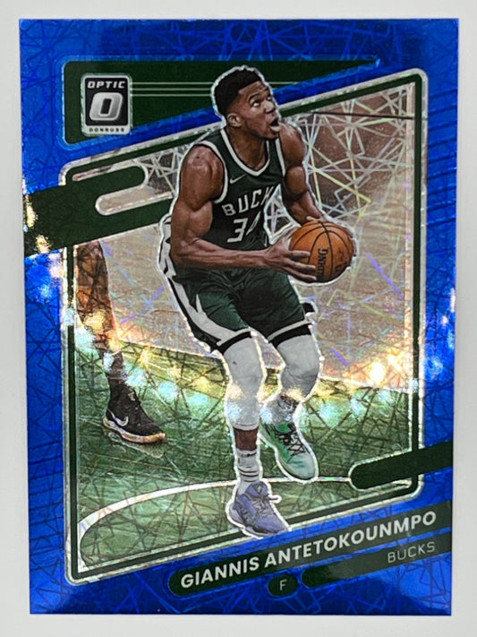 2021-22 Optic Giannis Antetokounmpo # 31, Blue Lazer Prizm
